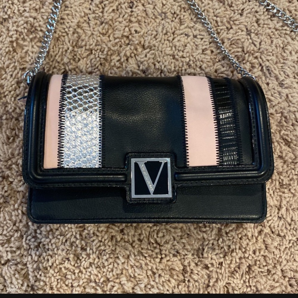 Victoria’s Secret purse